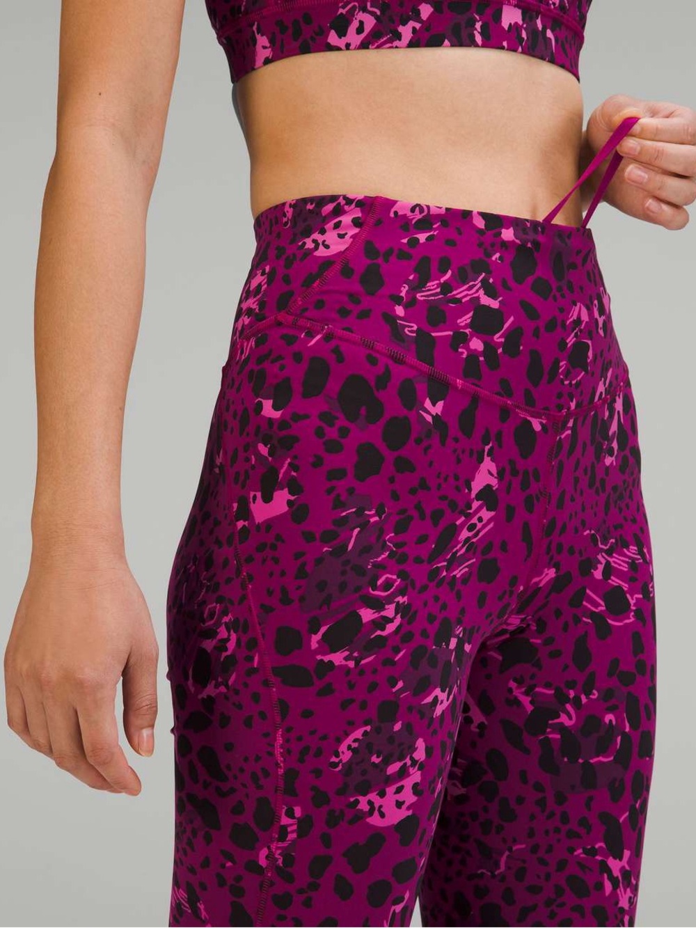 Lululemon Wunder Under 28” Pink and Black Floral Leggings